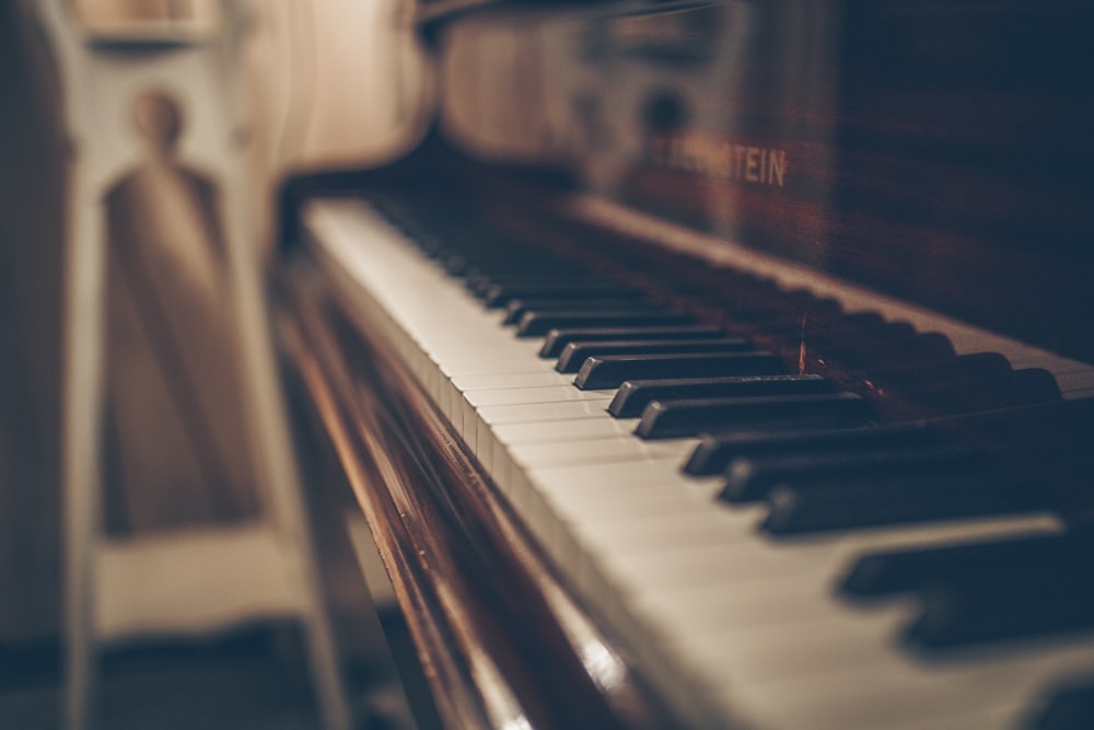 Developer Trains 125M Parameter On-Device Model for Real-Time Piano MIDI Autocomplete