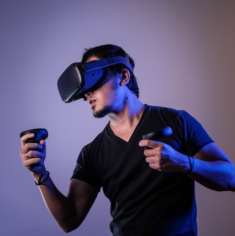 XREAL Smart Glasses Challenge Traditional Displays for Portable Cinema & Gaming